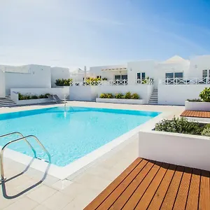 flower-beach-suite-15.in-canary-islands.com/